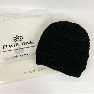 Page One Black Knit Fleece Lined Beanie Hat